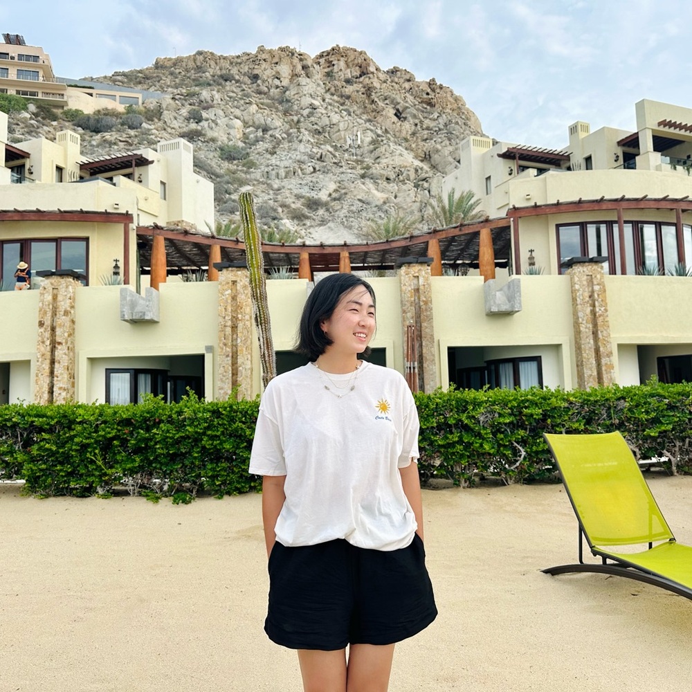 Meet your Posher, Jennifer